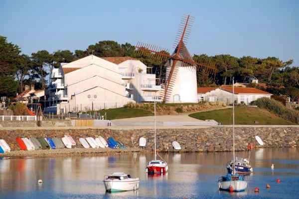 Hotel Carisma Holidays - Jard Sur Mer Zewnętrze zdjęcie